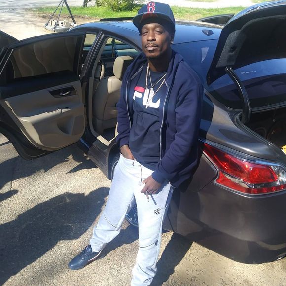 Meet your Posher, Quill - Picture 1 of 1